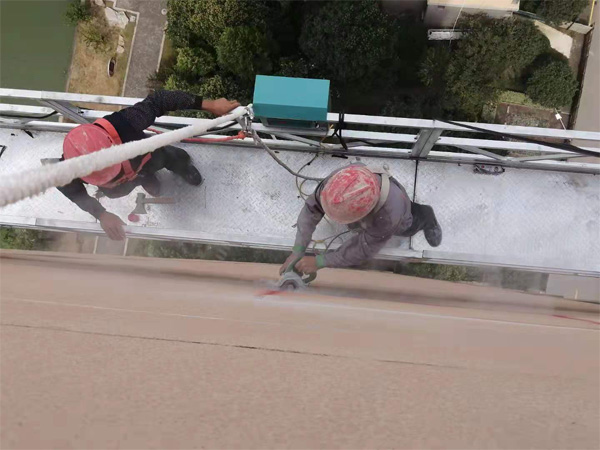 �f������